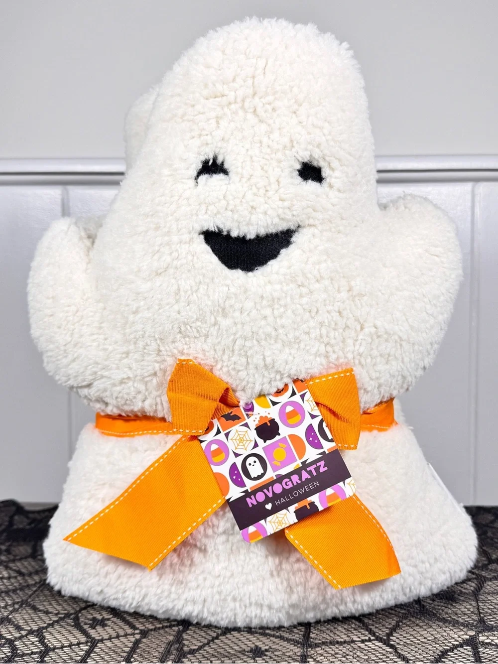 NEW Novogratz Ghost Sherpa Halloween Pillows